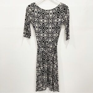 Leota Scoop Back Stretch Printed Dress 3/4 Sleeve Size Small